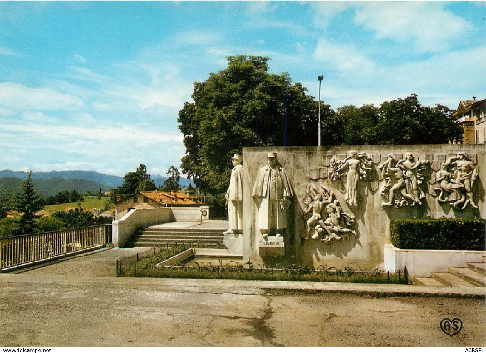 SAINT GAUDENS Monument Des Trois Marechaux  28   (scan Recto-verso)MA1789Bis - Saint Gaudens