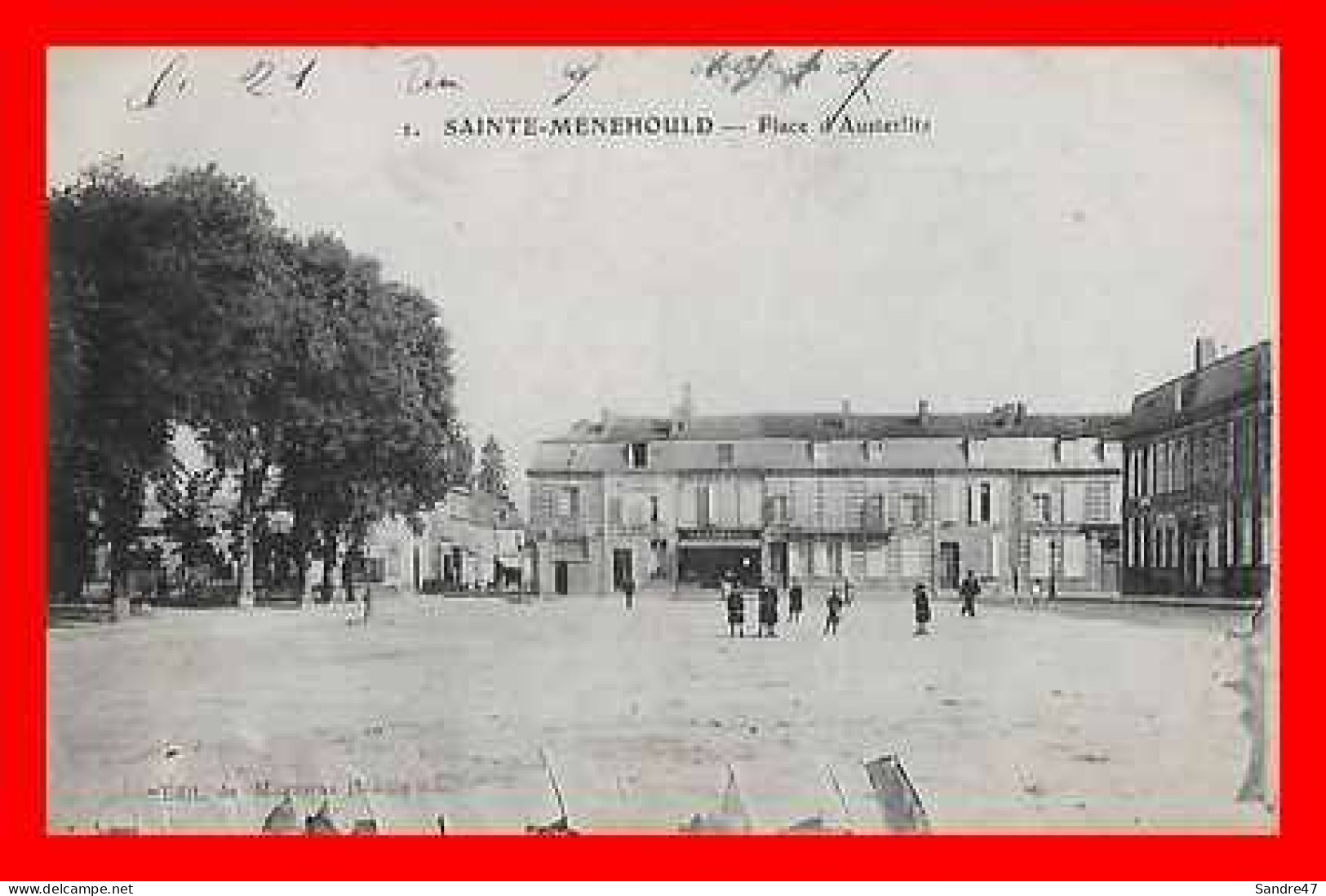 CPA (51) SAINTE-MENEHOULD.  Place D'Austerlitz..*7962 - Sainte-Menehould