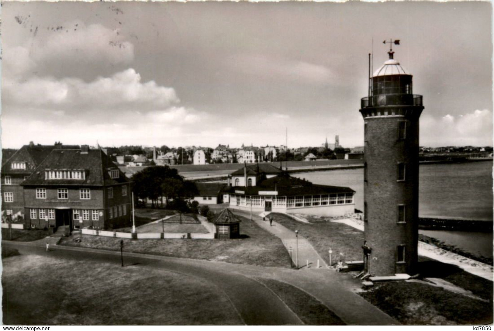 Cuxhaven, Leuchtturm Mit Seepavillon - Cuxhaven
