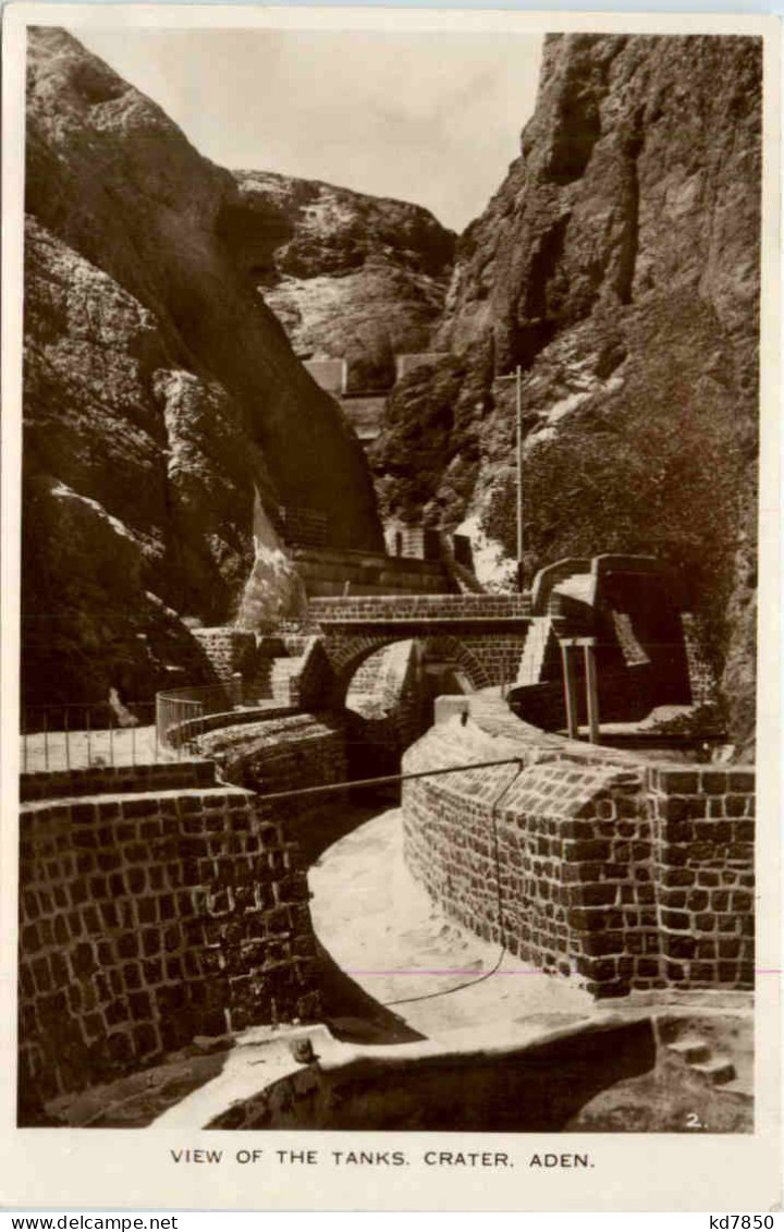 Aden - Crater - View Of The Tanks - Yémen