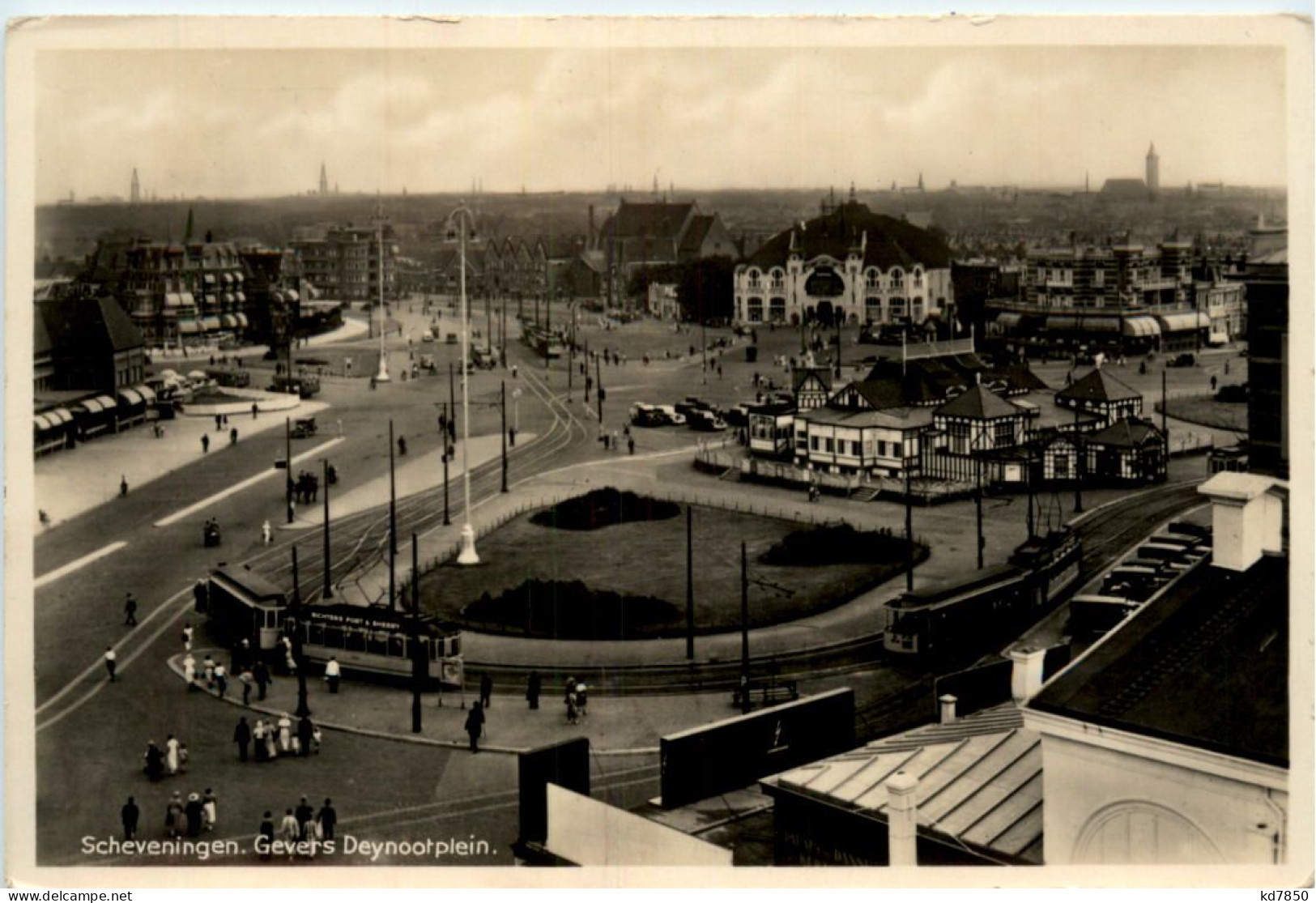 Scheveningen - Gevers Deynootplein - Scheveningen