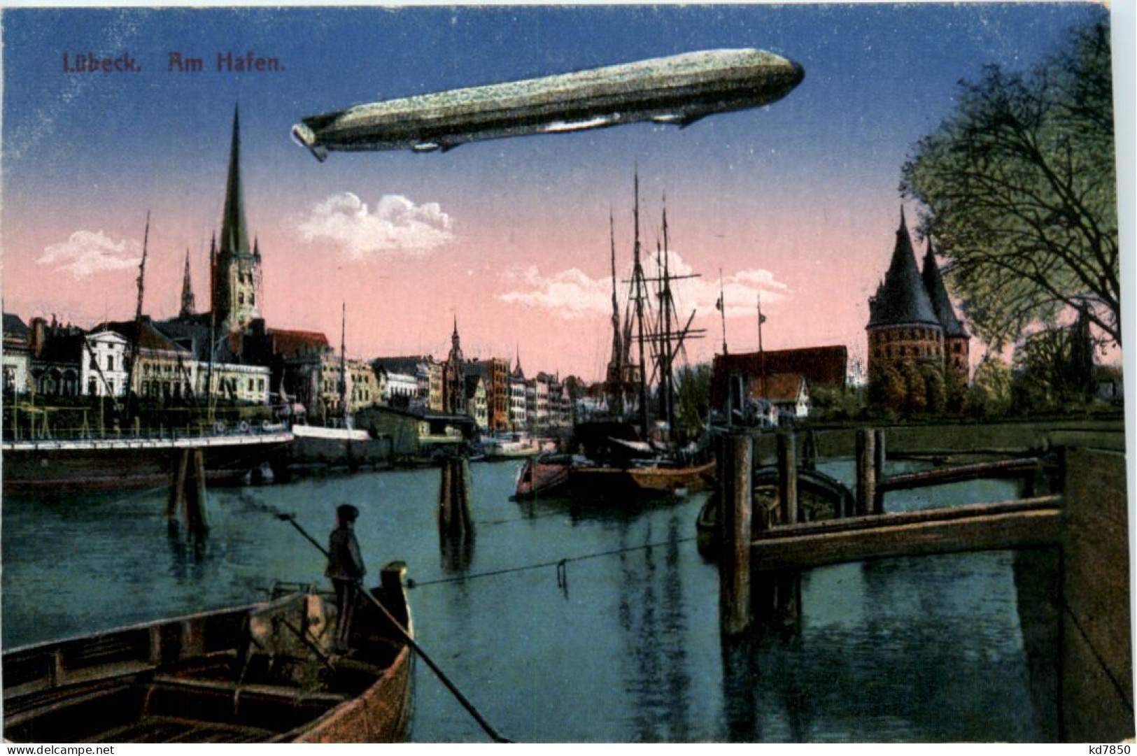 Lübeck - Am Hafen Mit Zeppelin - Lübeck