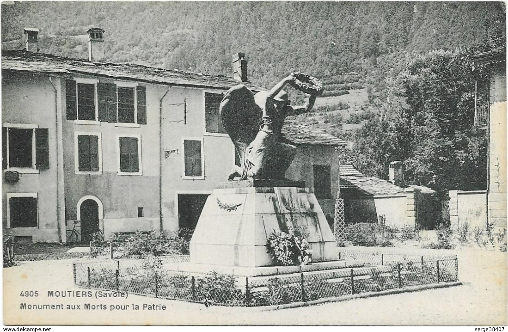 Moutiers - Monument Aux Morts Pour La Patrie # 6-21/30 - Moutiers