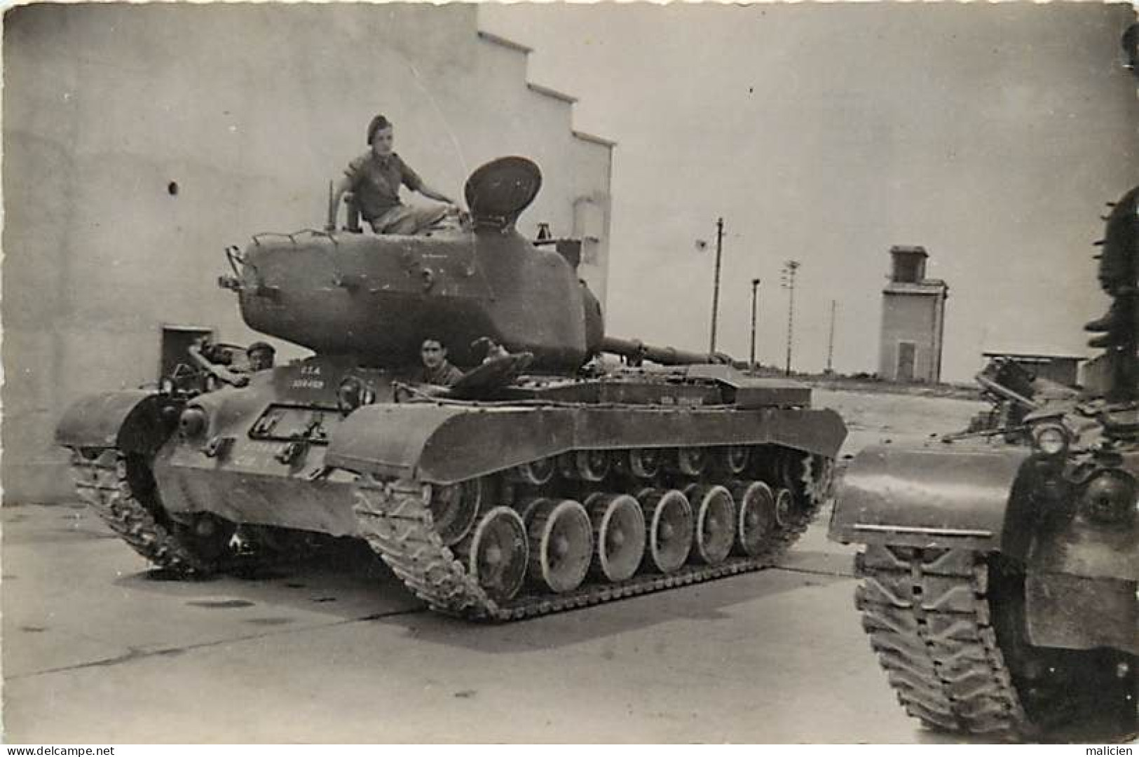 - Militaria - Ref-E36- Matériel - Char Moderne Patton M.46 - Chars - Camp De Mailly - Aube - - Equipment