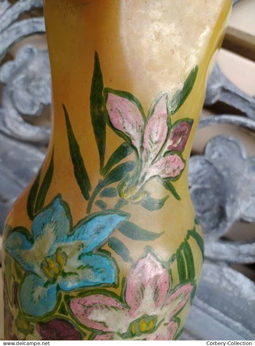 Grand Vase Verre Emaillé Legras Décor Fleurs Signé Leg