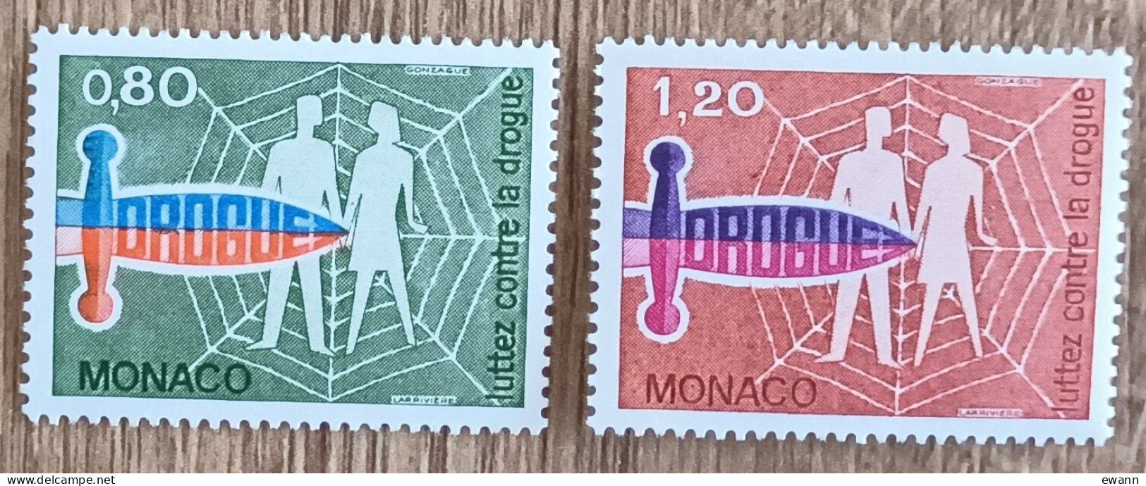 Monaco - YT N°1074, 1075 - Lutte Contre La Drogue - 1976 - Neuf - Unused Stamps