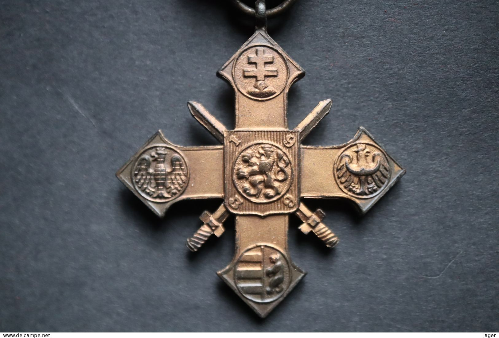 Médaille Croix De Guerre  Tchécoslovaque 1939 Avec Palme   WWII - Other & Unclassified