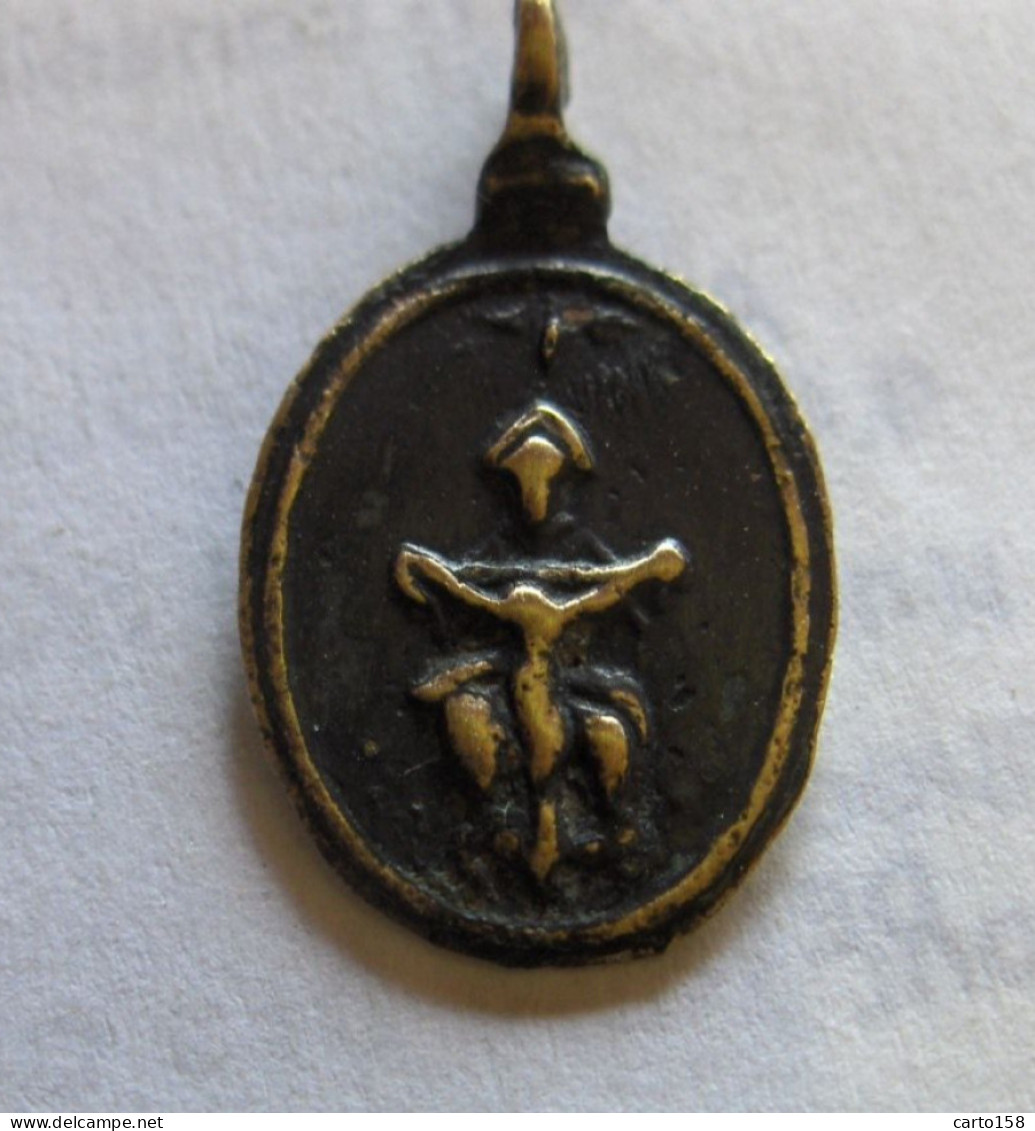 MEDAILLE RELIGIEUSE  XVme - XVIme Siècle - Religión & Esoterismo