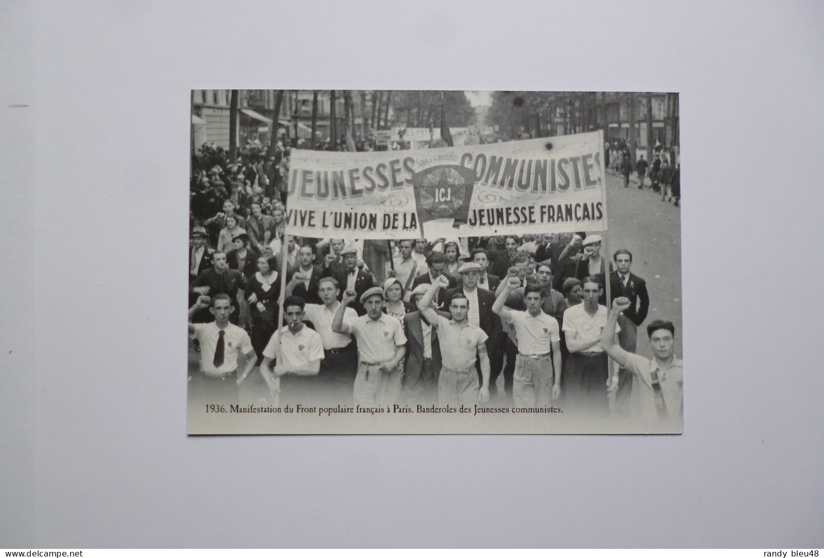 PARIS  -  Manifestation  Front Populaire Français  -  Banderoles Des Jeunesses Communistes   - 1936  - - Betogingen