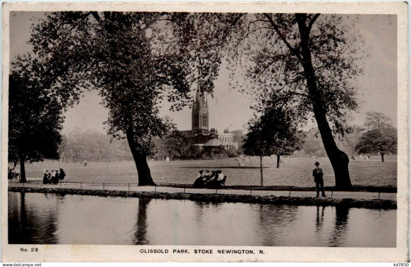 Stoke Newington - Clissold Park - London Suburbs