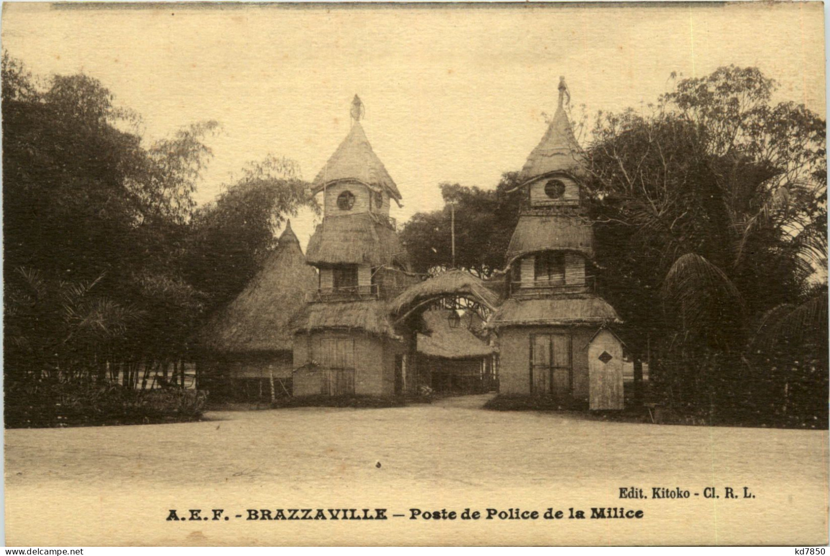 Brazzaville - Poste De Police - Other & Unclassified