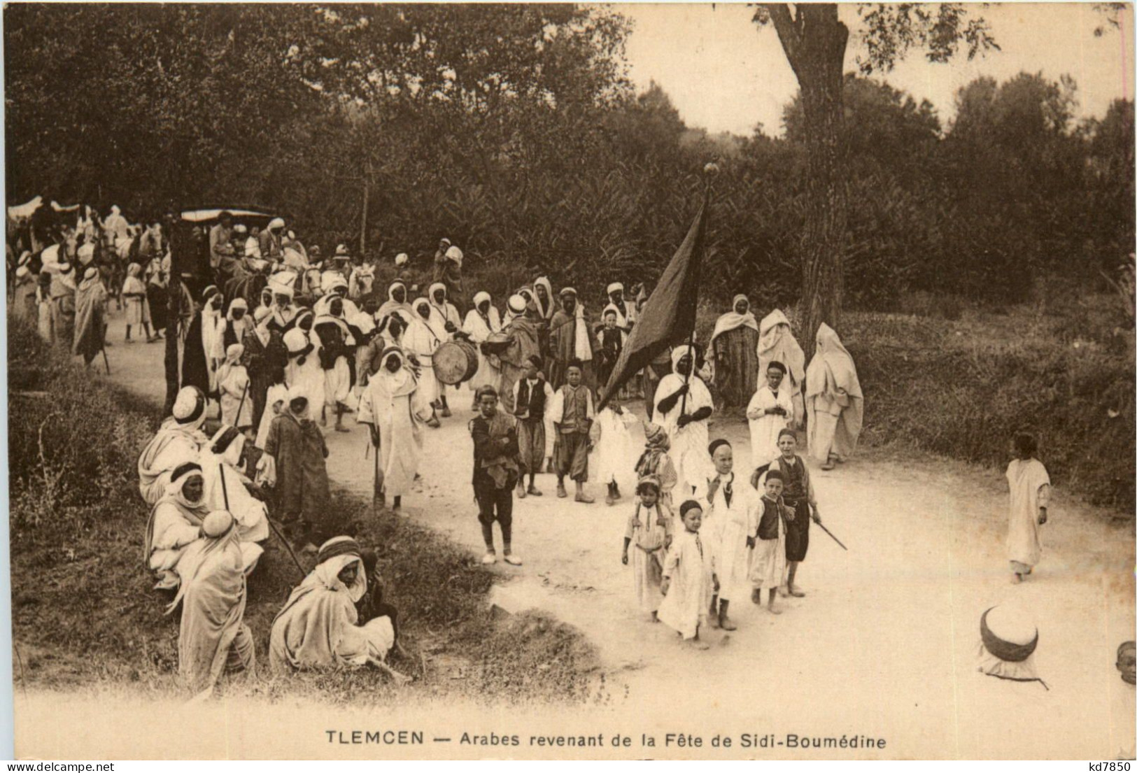 Tlemcen, Arabes Revenant De La Fete De Sidi-Boumedine - Tlemcen