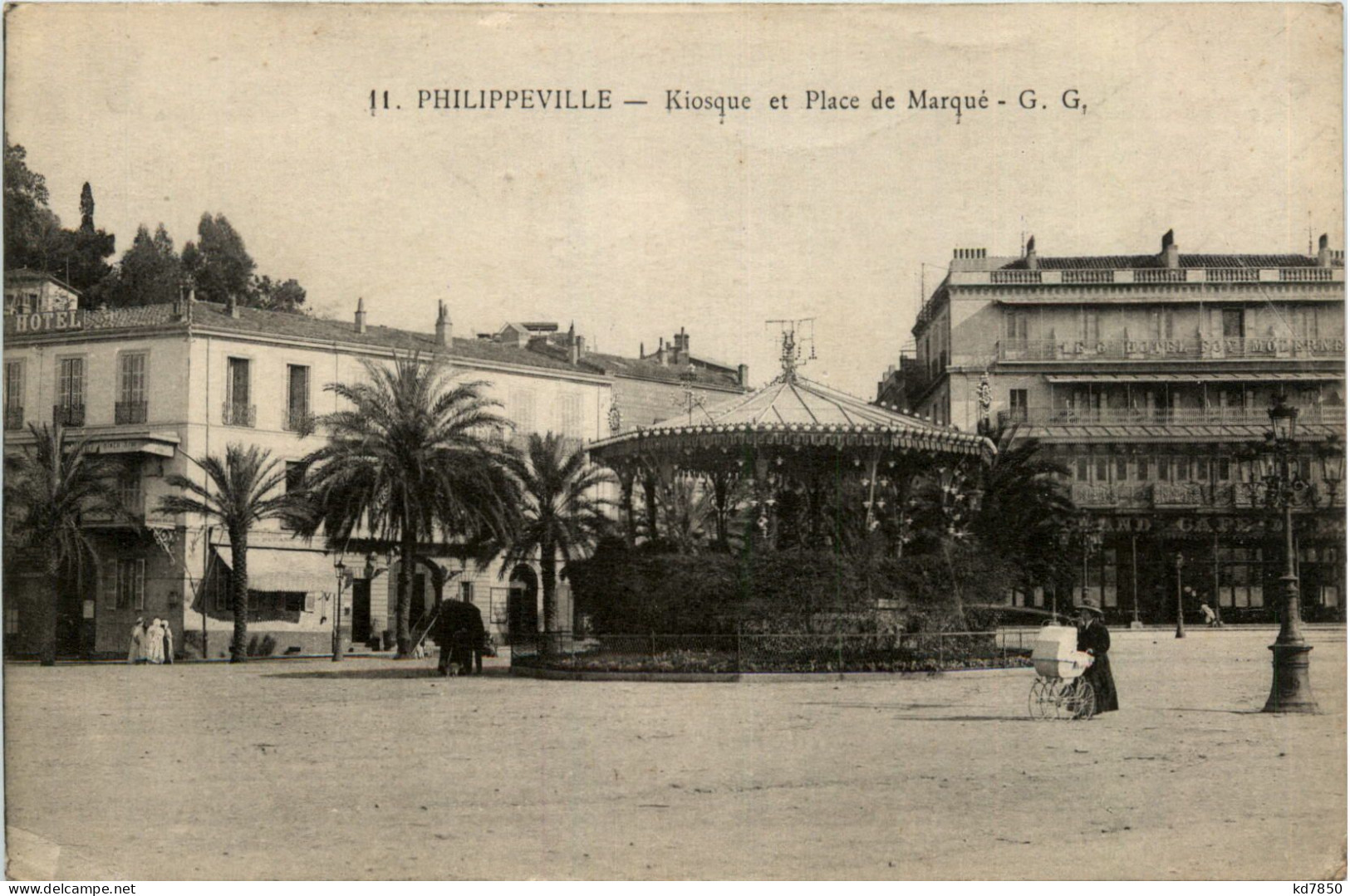 Philippeville, Kiosque Et Place De Marque - Sonstige & Ohne Zuordnung