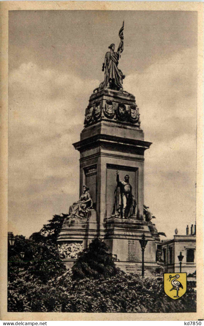 Den Haag - Onafhankelijkheids Monument - Den Haag ('s-Gravenhage)