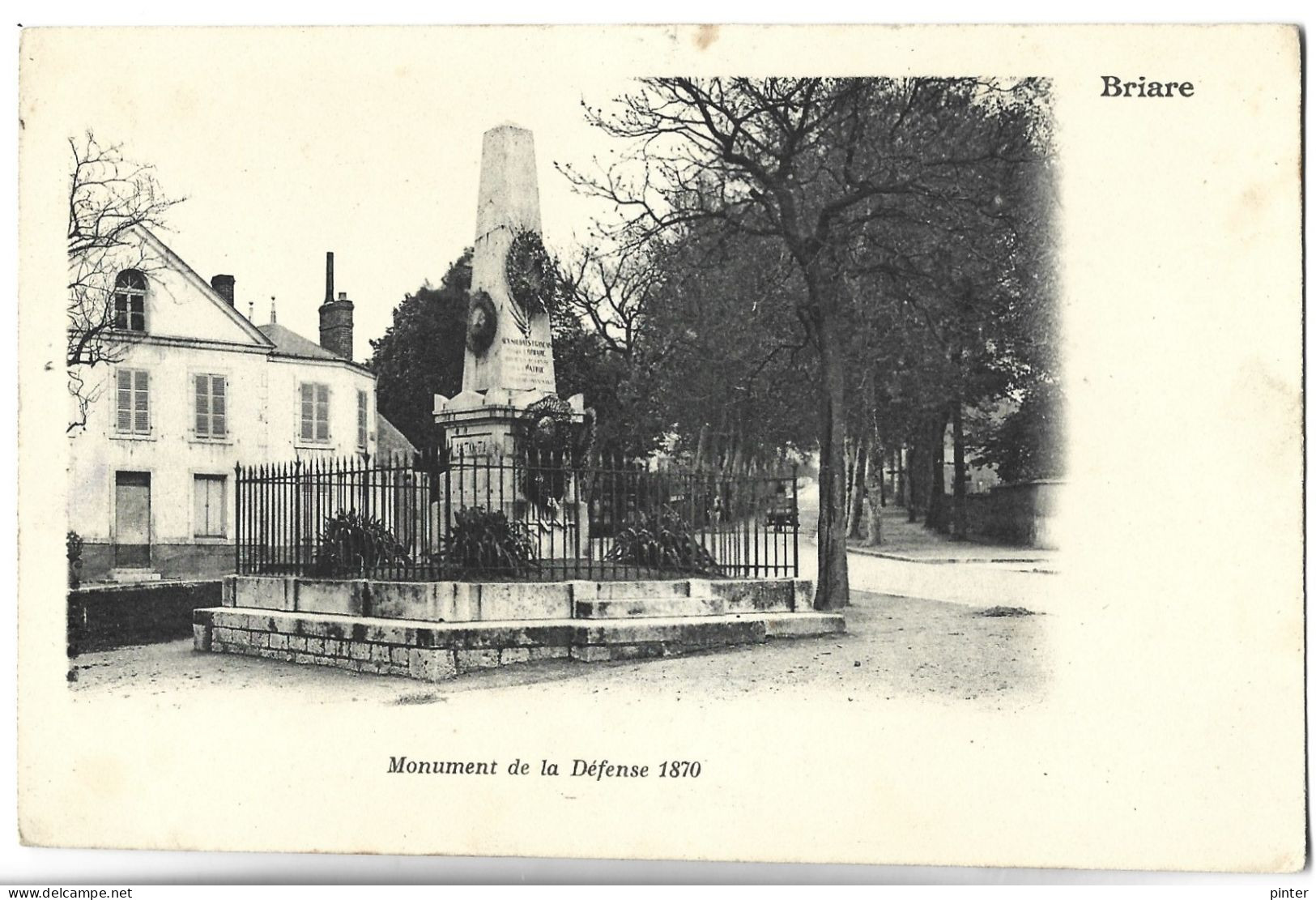 BRIARE - Monument De La Défense 1870 - Briare