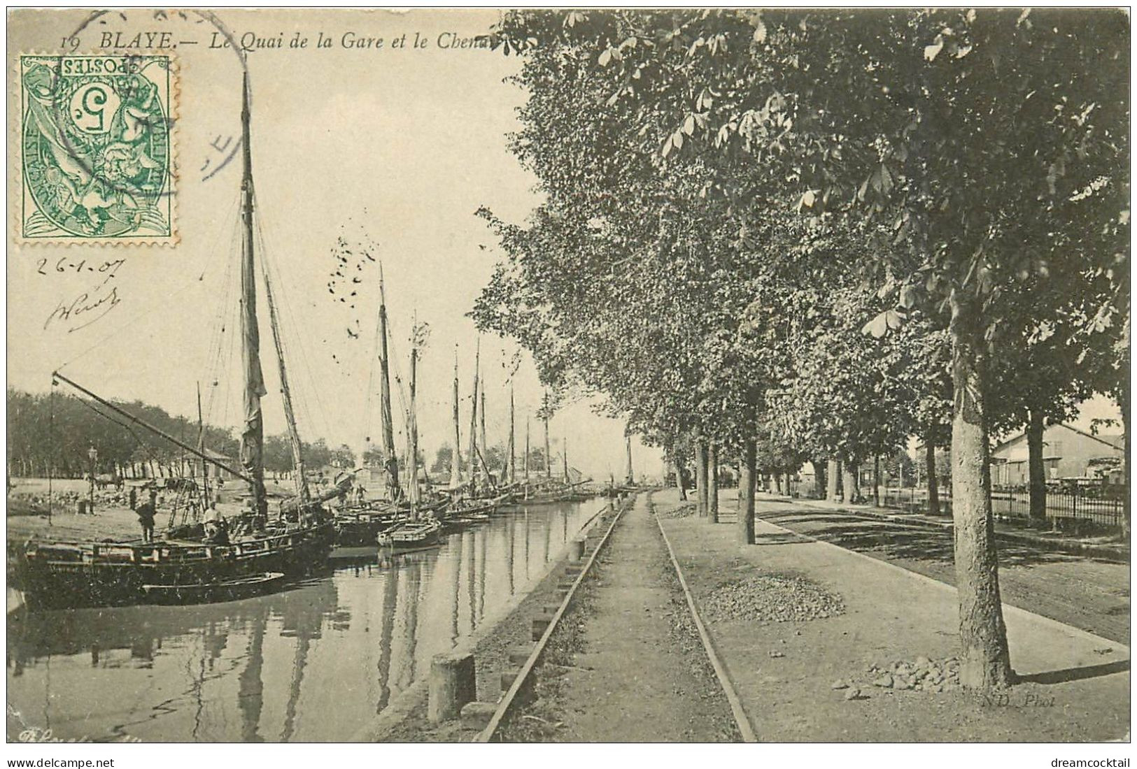 33 BLAYE. Péniches Quai De La Gare Et Chenal 1907 - Blaye