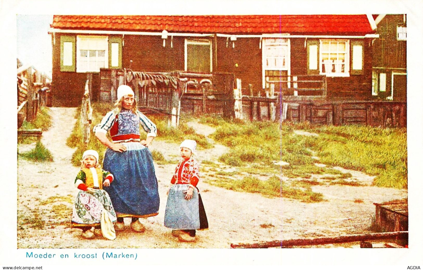 MARKEN - PAYS BAS - MOEDER EN KROOST - MOEDER EN KROOST - D.B.M. - - 5 - 99 Postkaarten