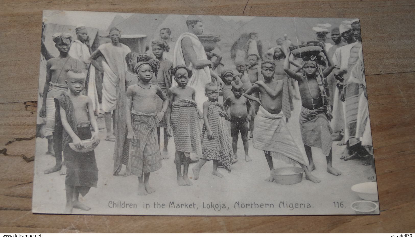 NIGERIA : Children In The Market LOKOJA ................ BE-18085 - Nigeria