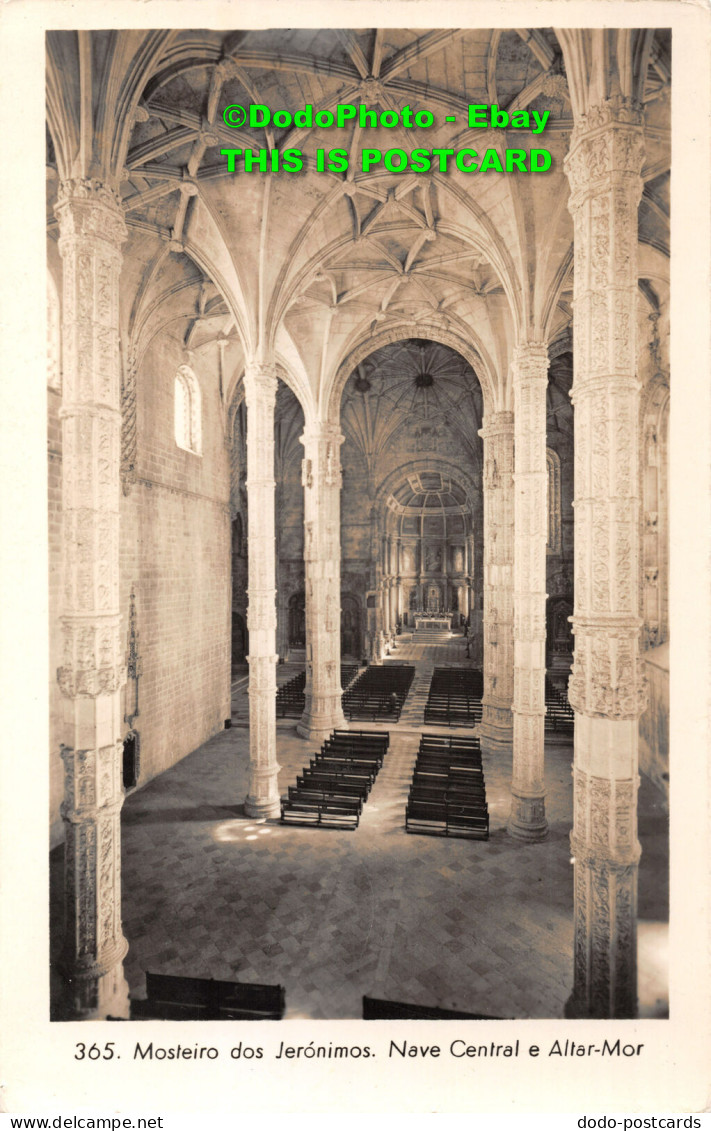 R396174 Mosteiro Dos Jeronimos. Nave Central E Altar Mor. Par Avion. Postalfoto - Monde