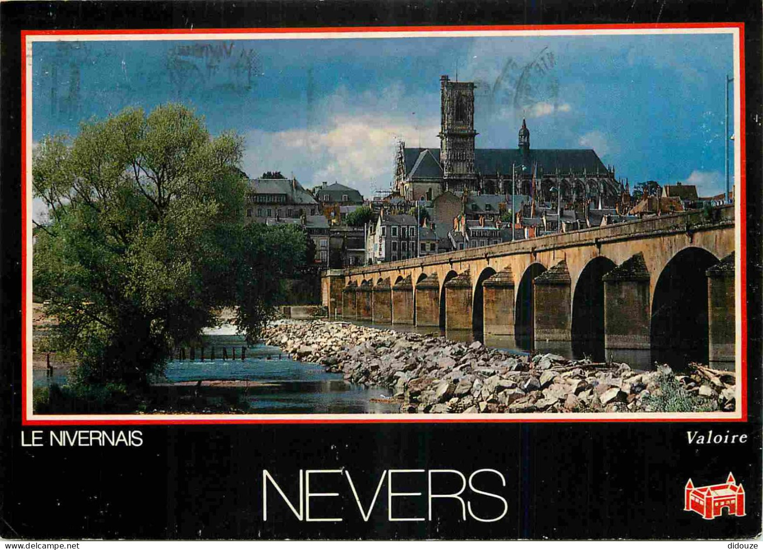 58 - Nevers - Le Pont De Loire Et La Cathédrale - CPM - Voir Scans Recto-Verso - Nevers