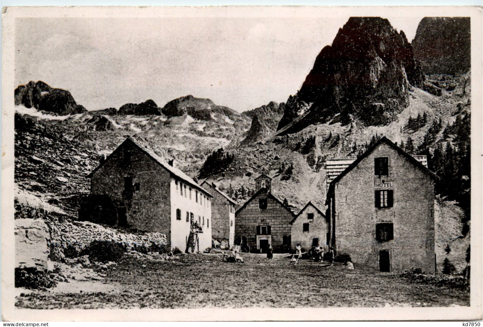 St-Martin-Vesubie, Sanctuaire Et Hotel De Fenestre - Saint-Martin-Vésubie