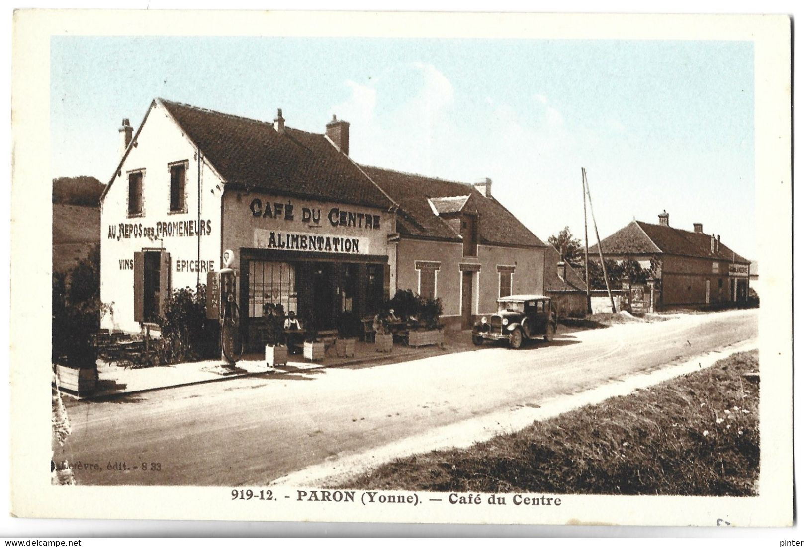 PARON - Café Du Centre - Paron