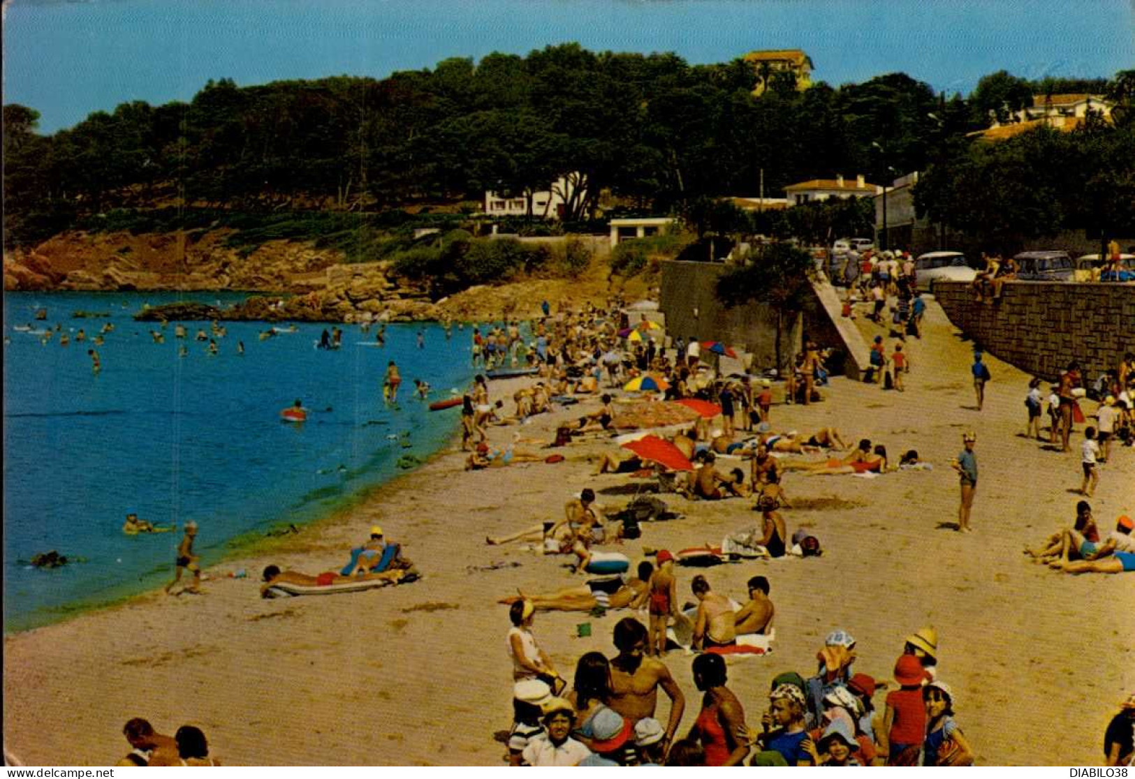 LE PRADET      ( VAR )    PLAGE DE LA GARONNE - Le Pradet