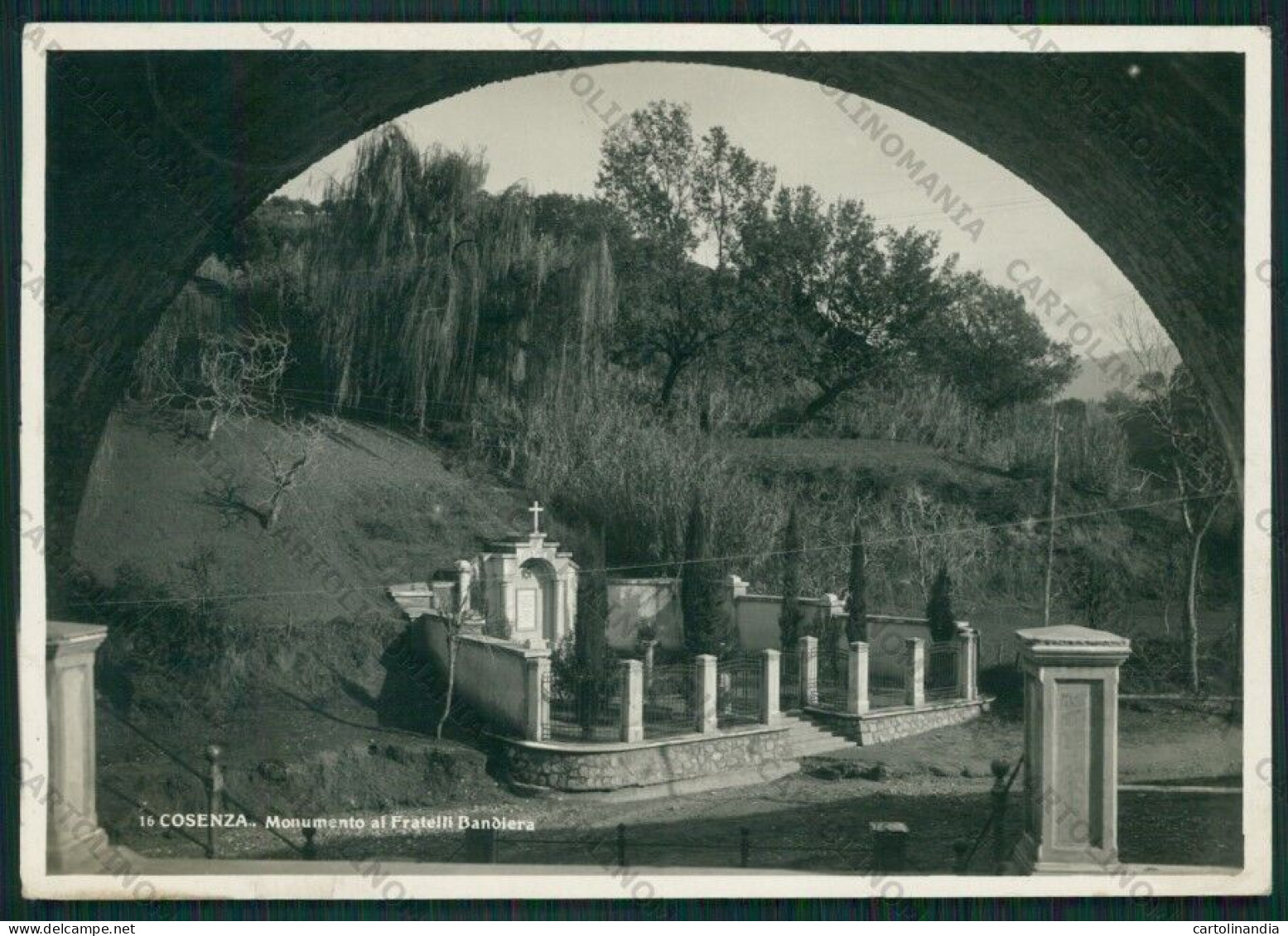 Cosenza Città Monumento F.lli Bandiera Foto FG Cartolina ZK1697 - Cosenza