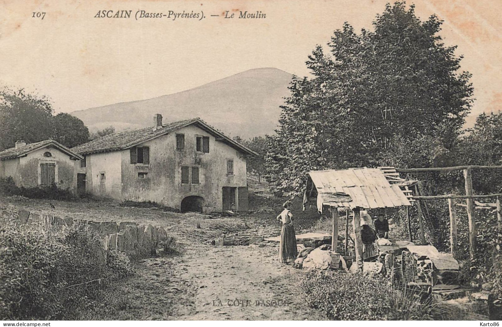 Ascain * Le Moulin * Lavoir Laveuses Lavandières Blanchisseuses * Villageois - Ascain