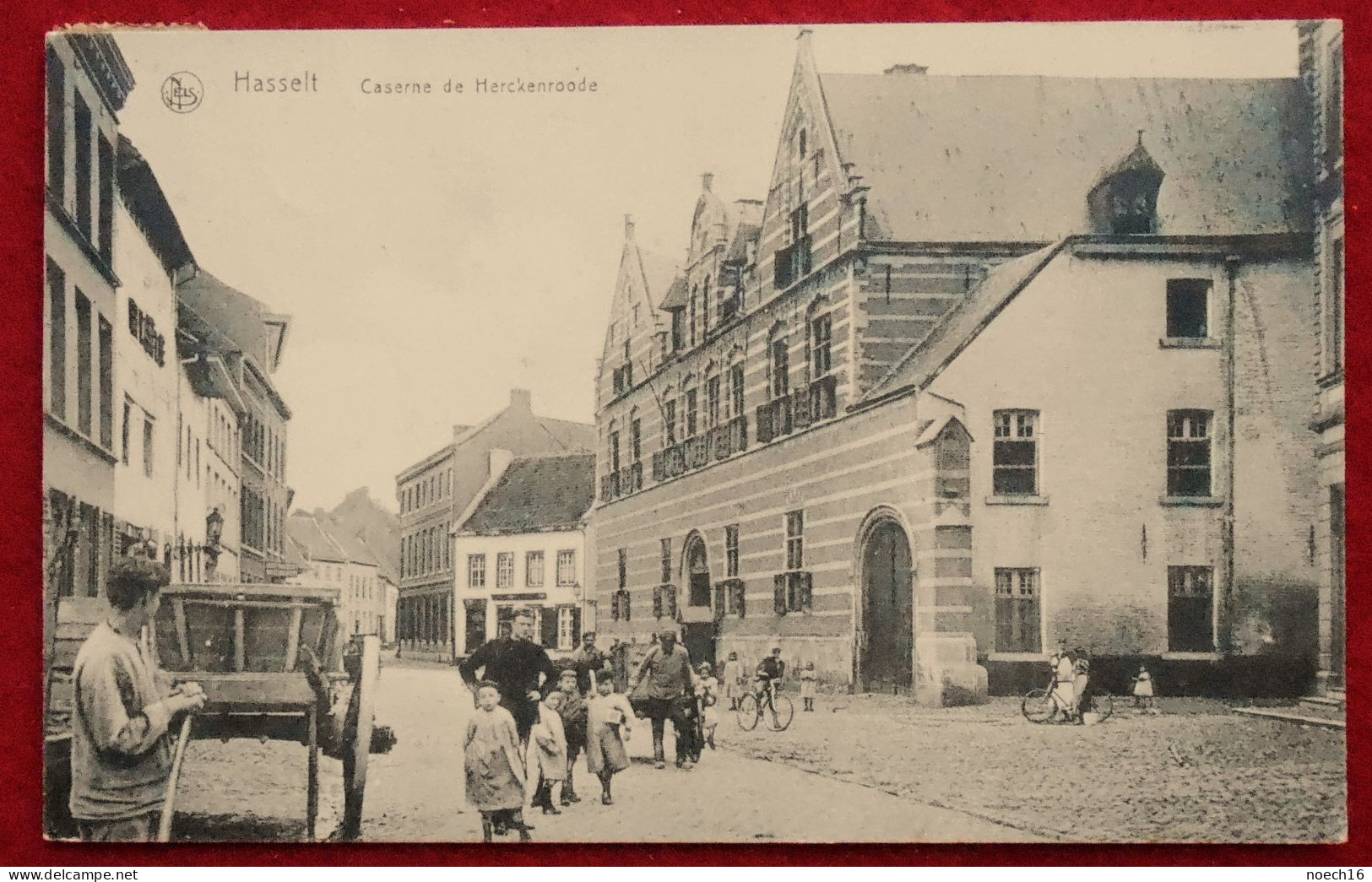 CPA 1921 Hasselt. Caserne De Herckenrode. Vue Insolite Avec Enfants Et Charrette - Hasselt