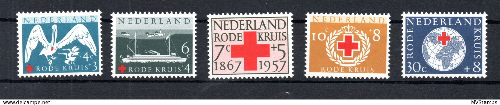Netherlands 1957 Set Red Cross Stamps (Michel 699/703) MNH - Nuovi