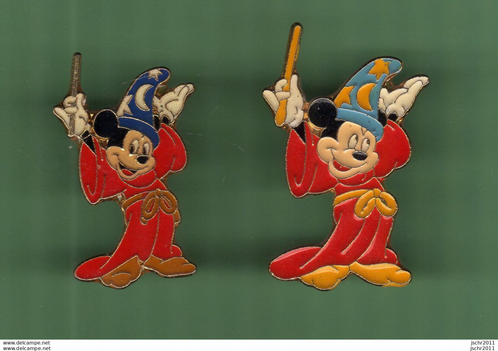 DISNEY *** MICKEY MAGICIEN *** Lot De 2 Pin's Different *** WW04 - Disney