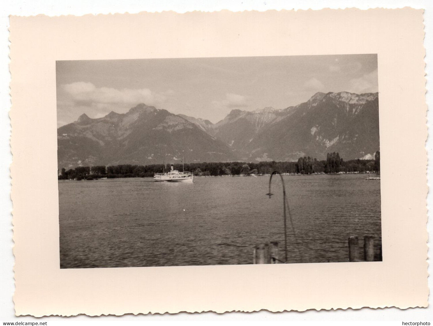 Snapshot  EVIAN LAC LEMAN Suisse Swiss Bateau 40s 50s - Bateaux