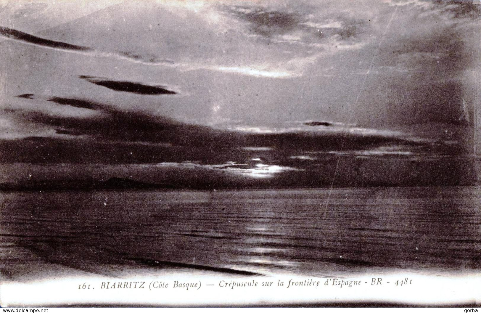 *CPA  - 64 - BIARRITZ - Crépuscule Sur La Frontière D'Espagne - Biarritz
