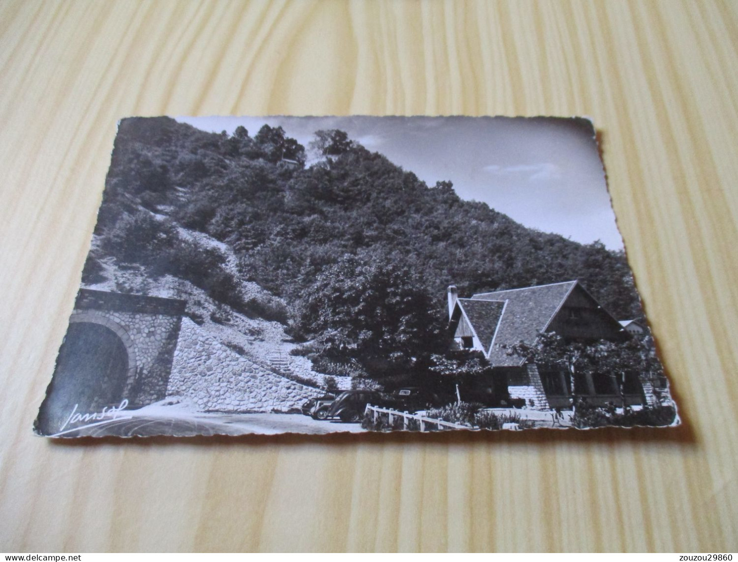 Bourdeau (73).L'entrée Du Tunnel Du Col Du Chat Et Le Chalet Du Tunnel. - Autres & Non Classés