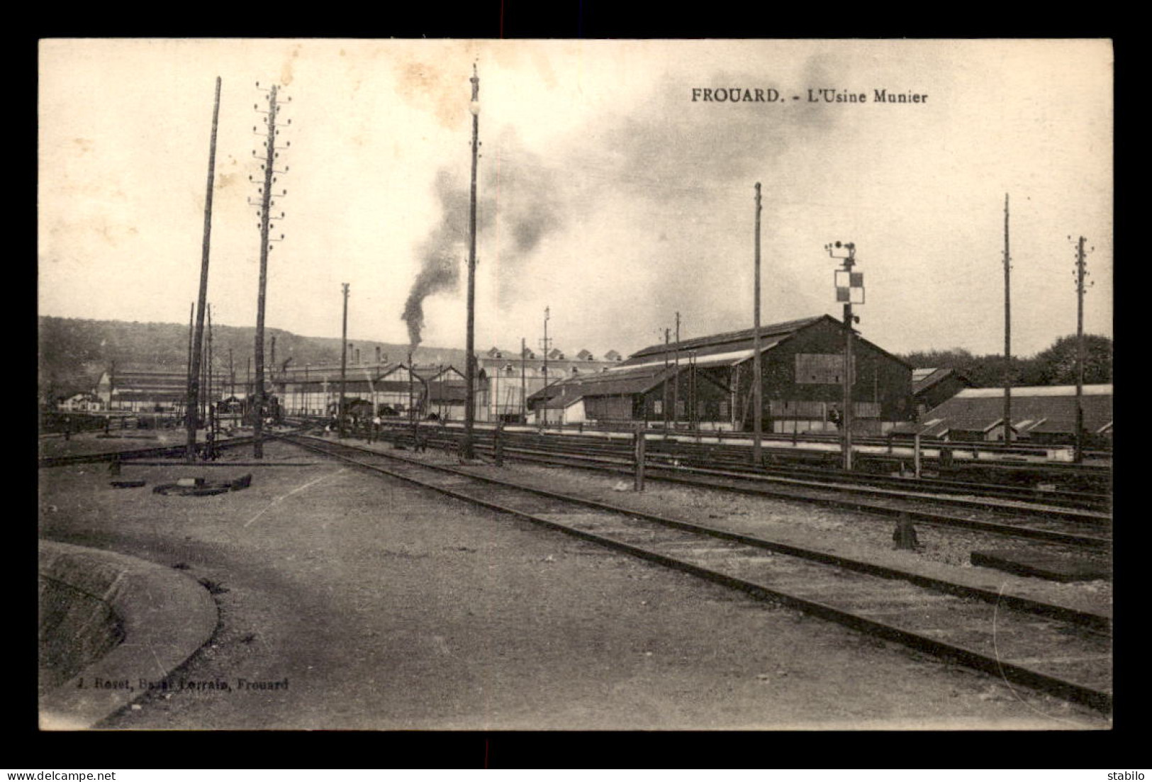 54 - FROUARD - L'USINE MUNIER - LES VOIES DE CHEMIN DE FER - Frouard