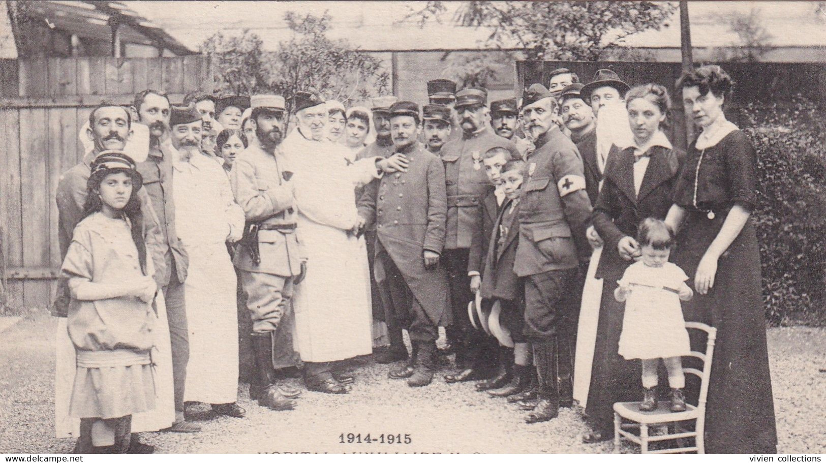 Paris Guerre 14/18 Hôpital Auxiliaire N° 94 Situé 214 Rue Lafayette église Paroisse Saint Joseph 3 Cartes Fanfare Poilus - Salud, Hospitales