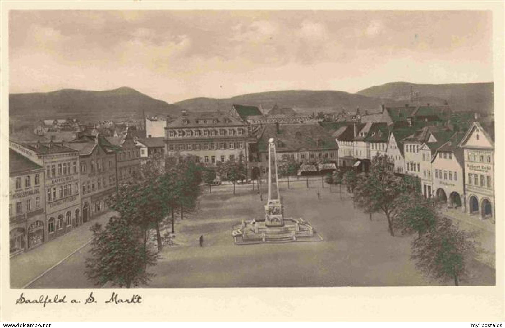 73971616 Saalfeld_Saale_Thueringen Markt - Saalfeld