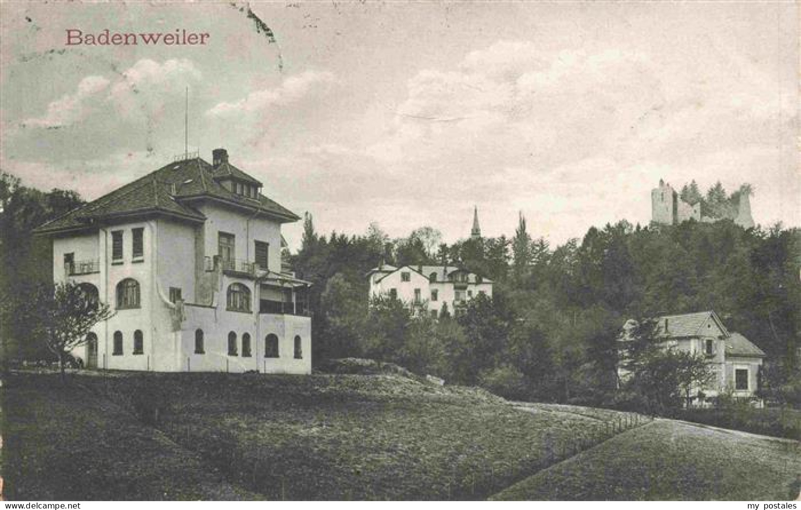 73971612 BADENWEILER_BW Teilansicht Burgruine - Badenweiler