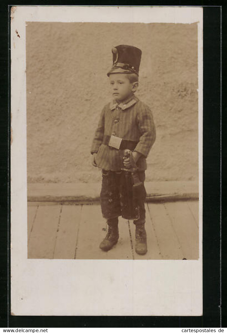 AK Kinder Kriegspropaganda, Kleiner Junge In Uniform  - Guerre 1914-18