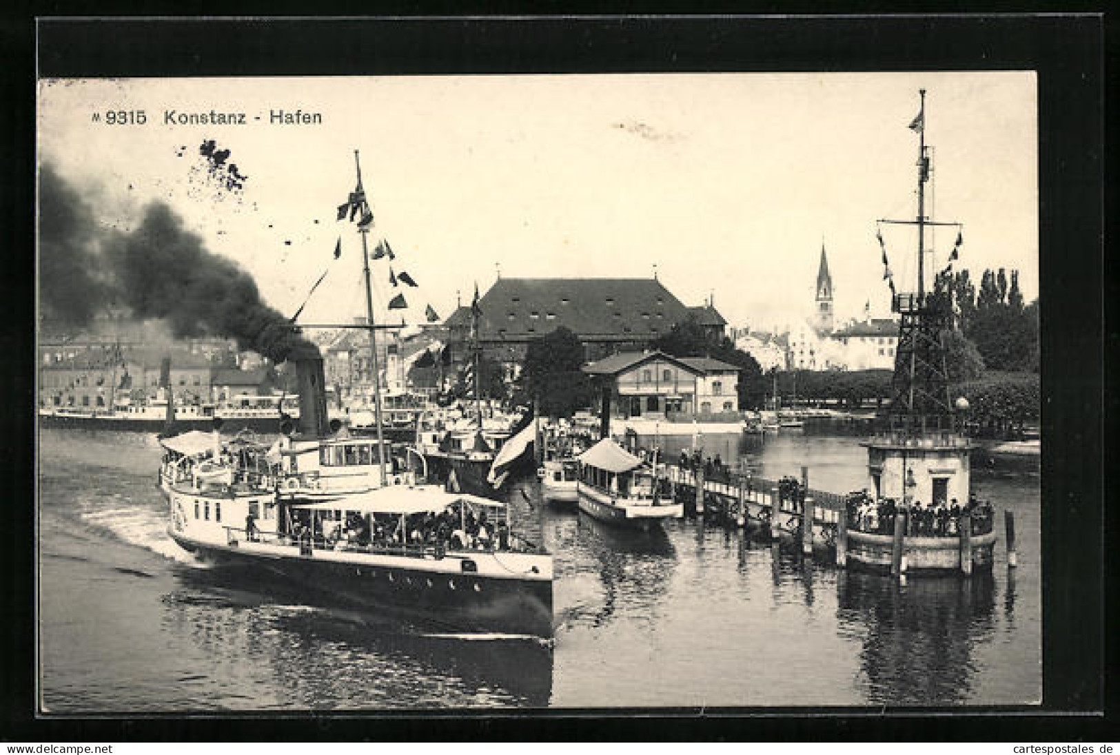 AK Konstanz Am Bodensee, Ausflugsschiff Am Seesteg Im Hafen  - Konstanz