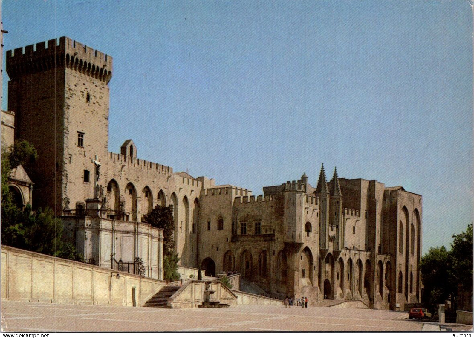 18-4-2024 (2 Z 21) France - Cathédrale D'Avignon - Churches & Cathedrals