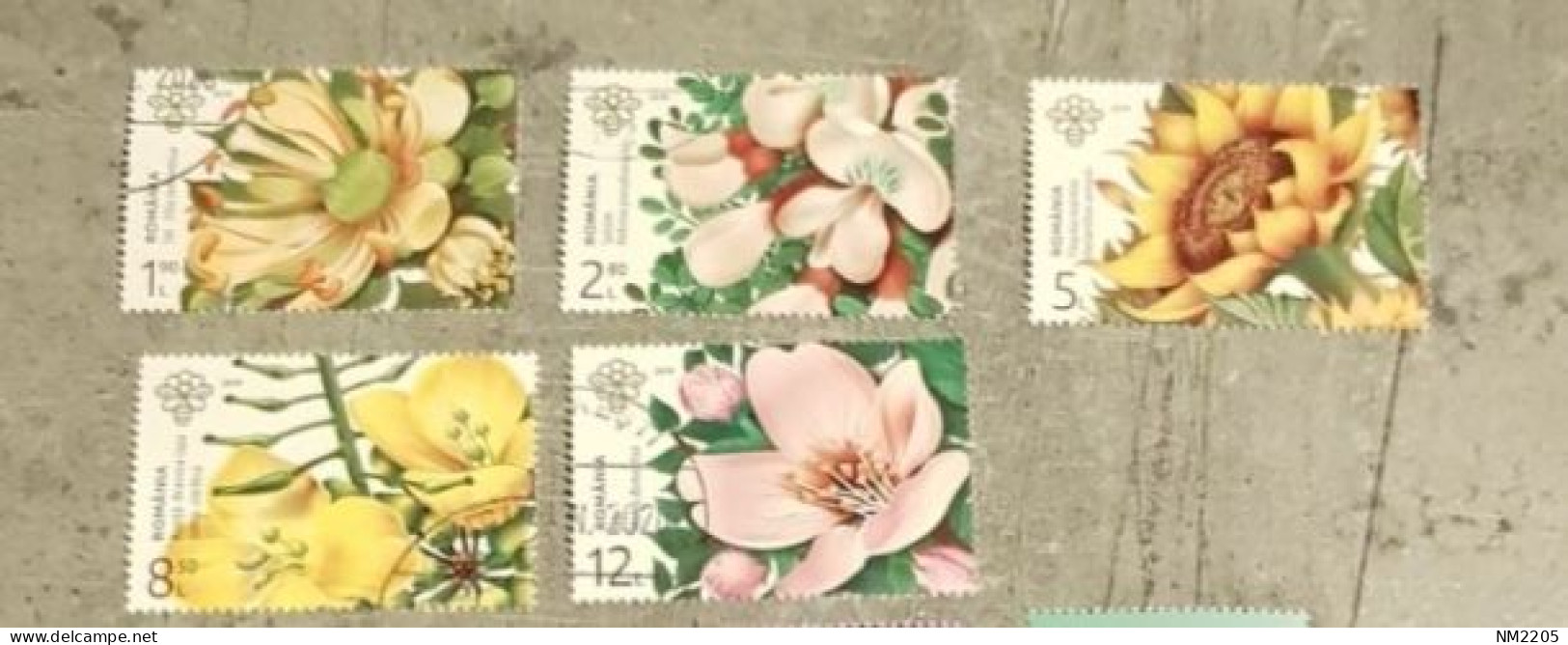 FLOWERS -ROMANIA FLOWERS  SET  CTO- USED - Used Stamps