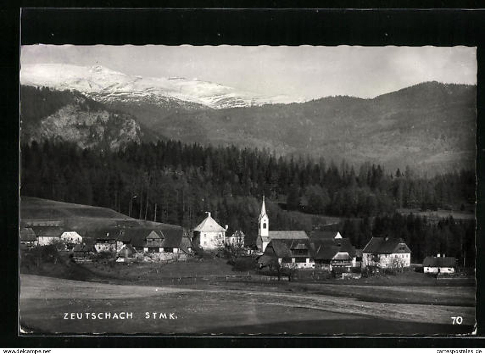 AK Zeutschach, Totalansicht Der Gemeinde Mit Alpenlandschaft  - Sonstige & Ohne Zuordnung