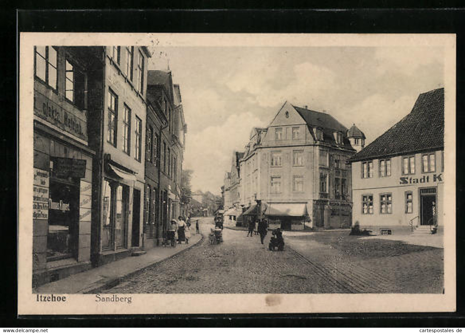 AK Itzehoe, Strassenpartie Am Sandberg  - Itzehoe