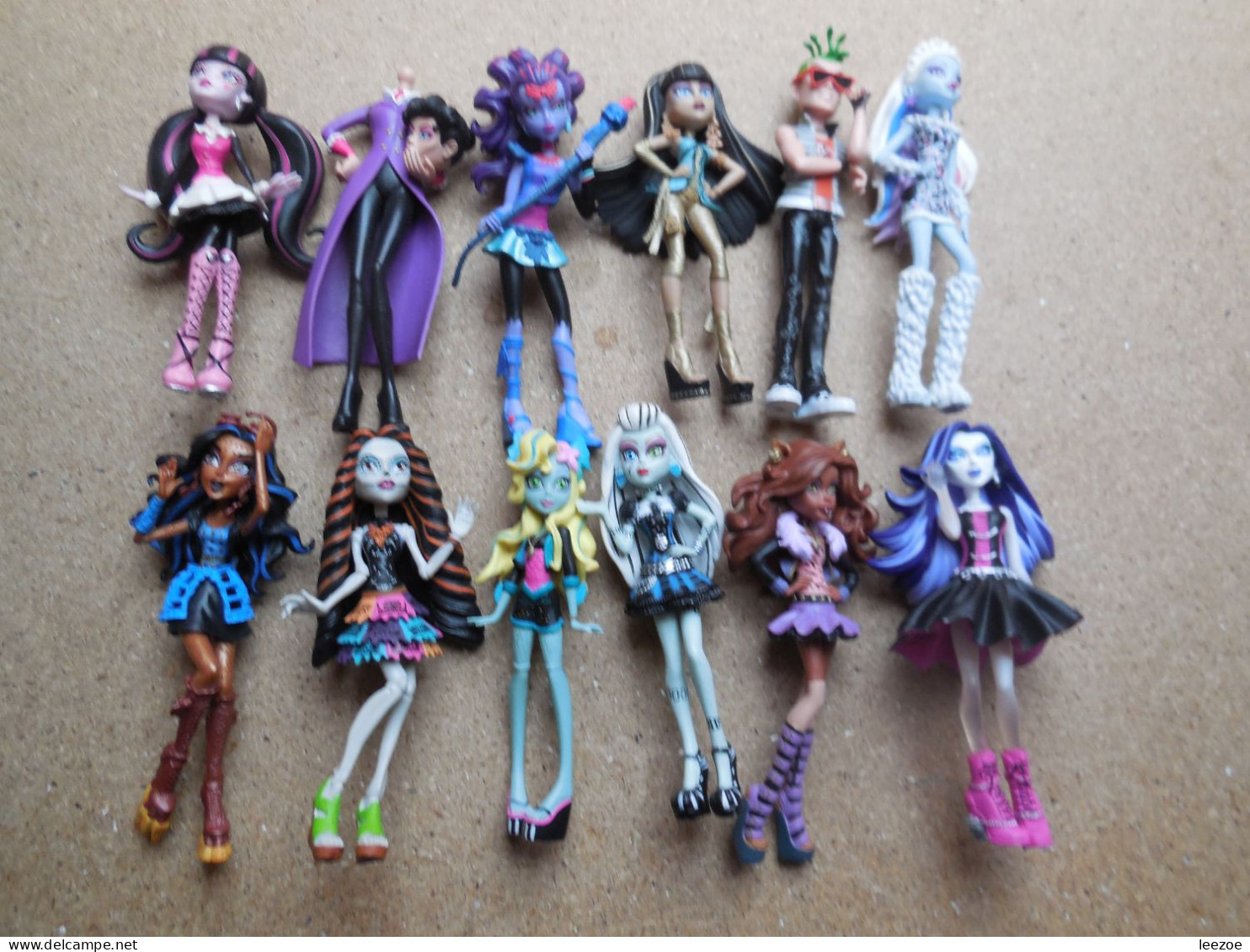 MONSTER HIGH, Beau Lot De Figurines Monster High, Voir Toutes Les Photos................ref N30/P.A - Andere & Zonder Classificatie