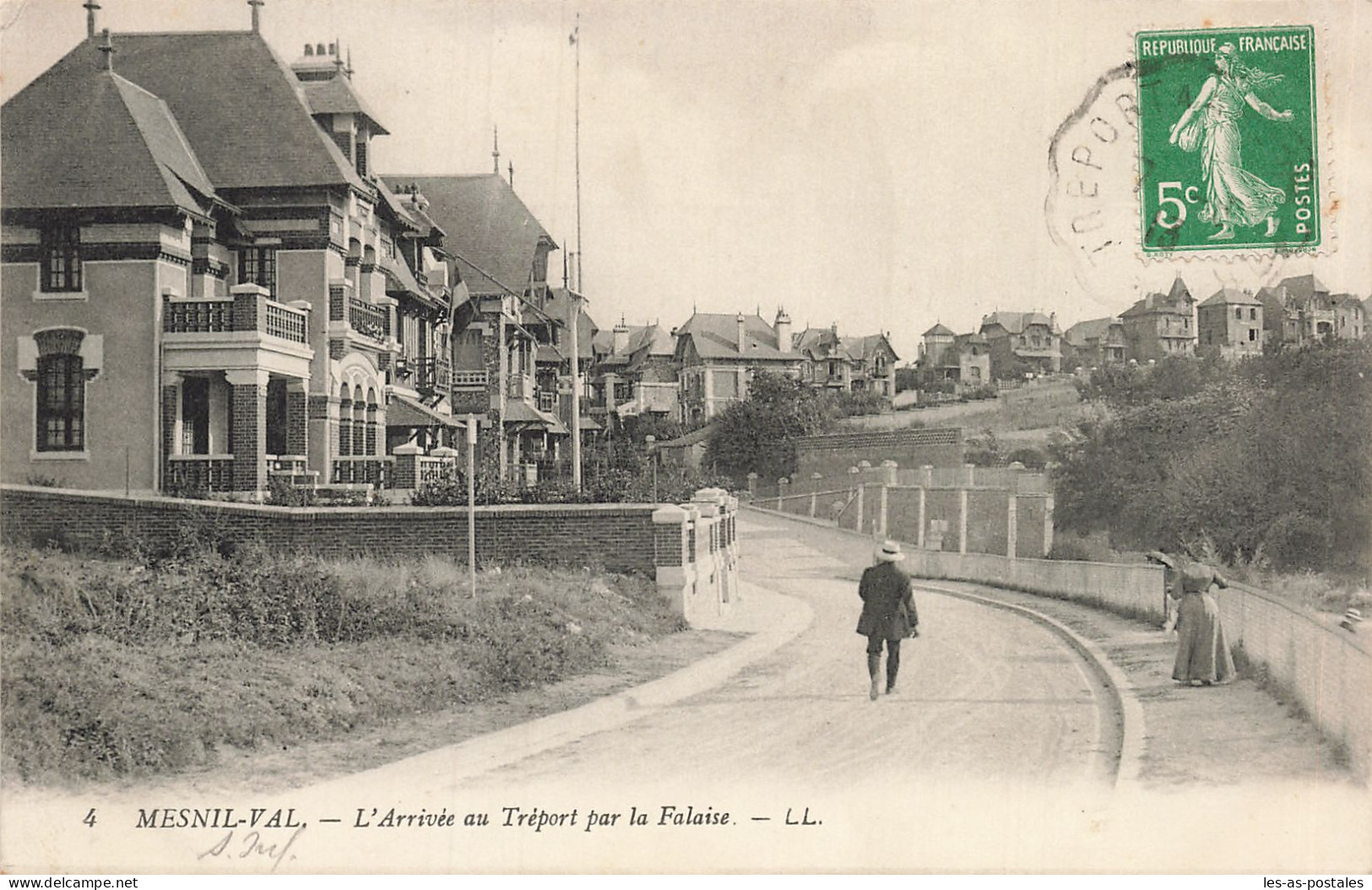 76 MESNIL VAL L ARRIVEE AU TREPORT - Mesnil-Val