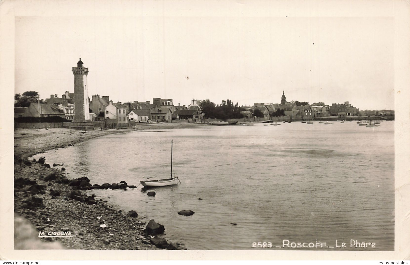 29 ROSCOFF LE PHARE - Roscoff