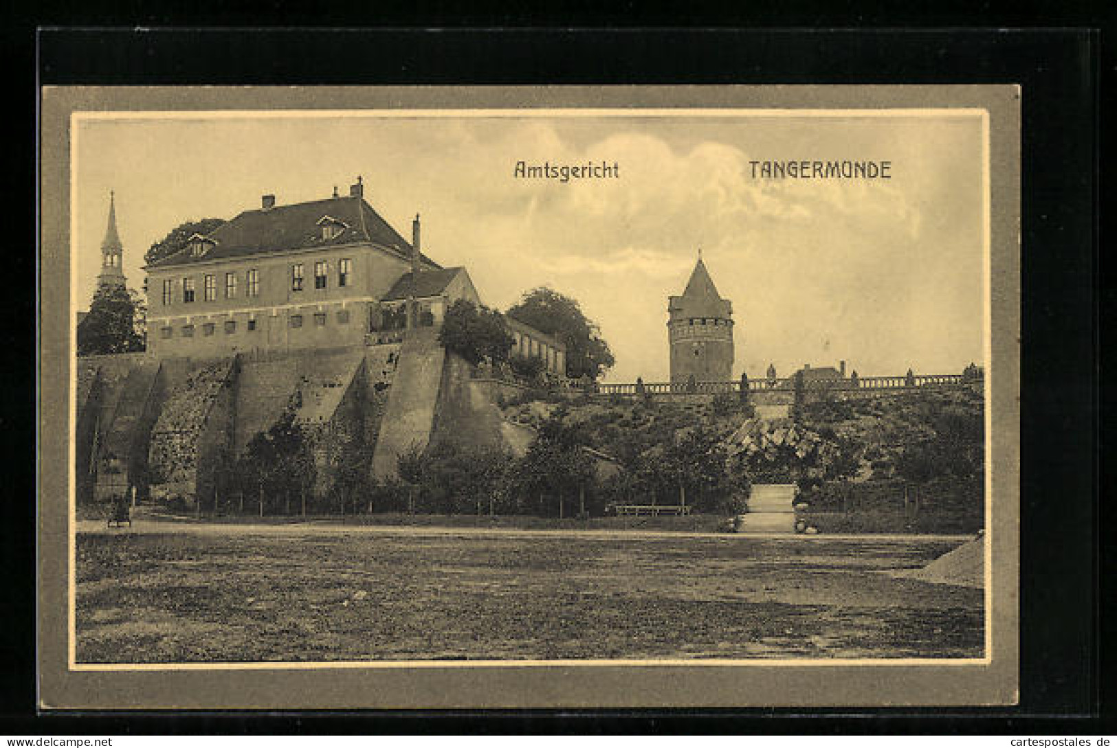 AK Tangermünde, Blick Zum Amtsgericht  - Tangermuende