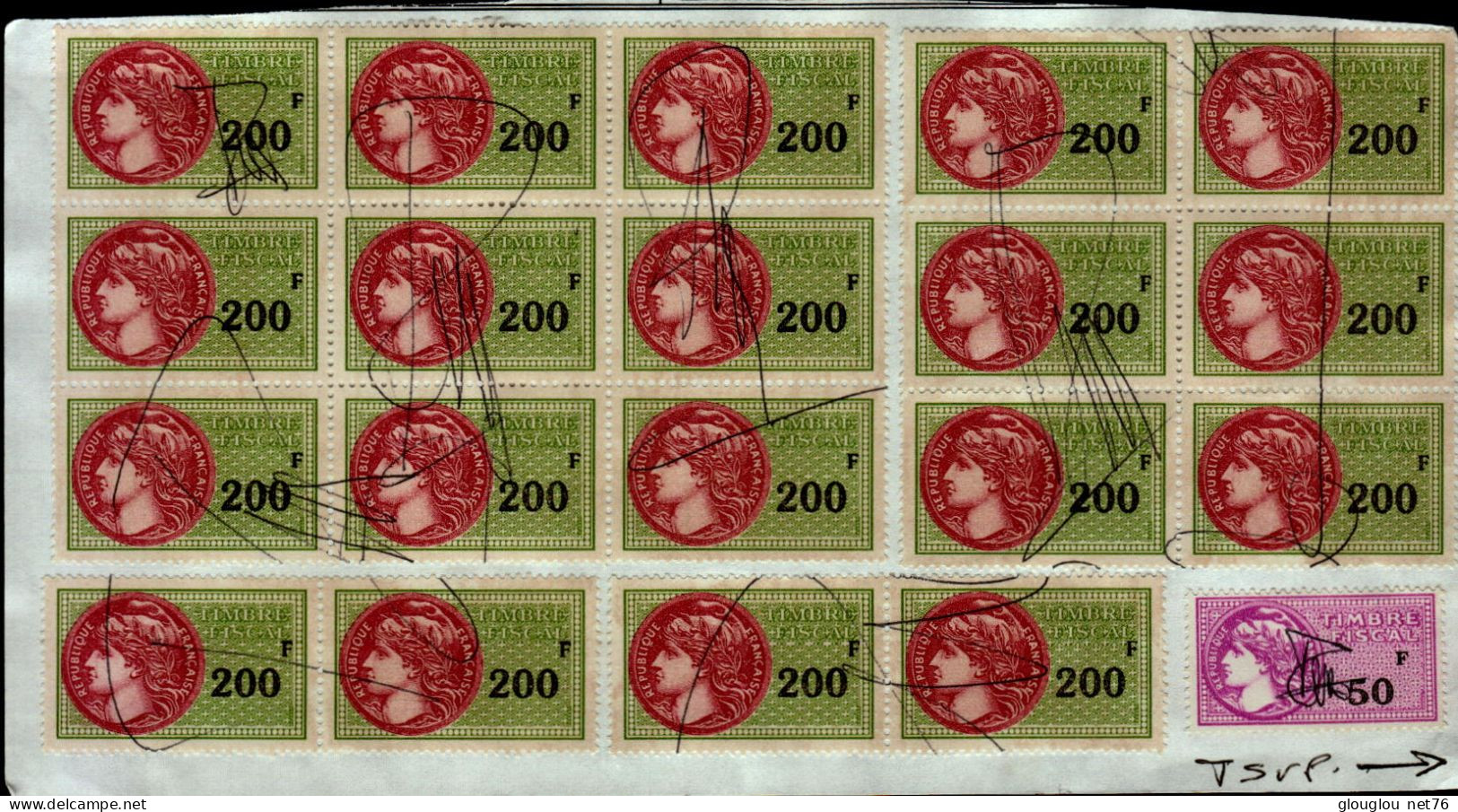 19 TIMBRES FISCAUX A 200 F ET 1 A 150 F    COLLES SUR UNE FEUILLE - Stamps